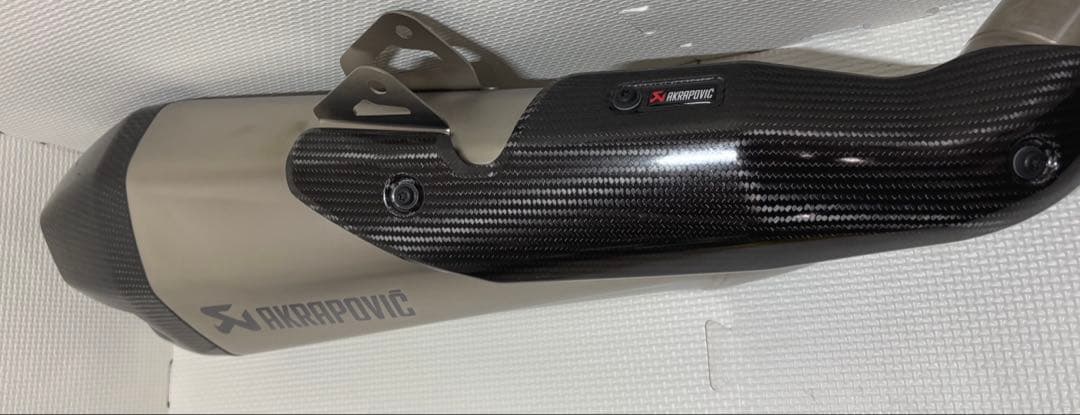 KTM 990DUKE AKRAPOVIC スリップオンマフラー
