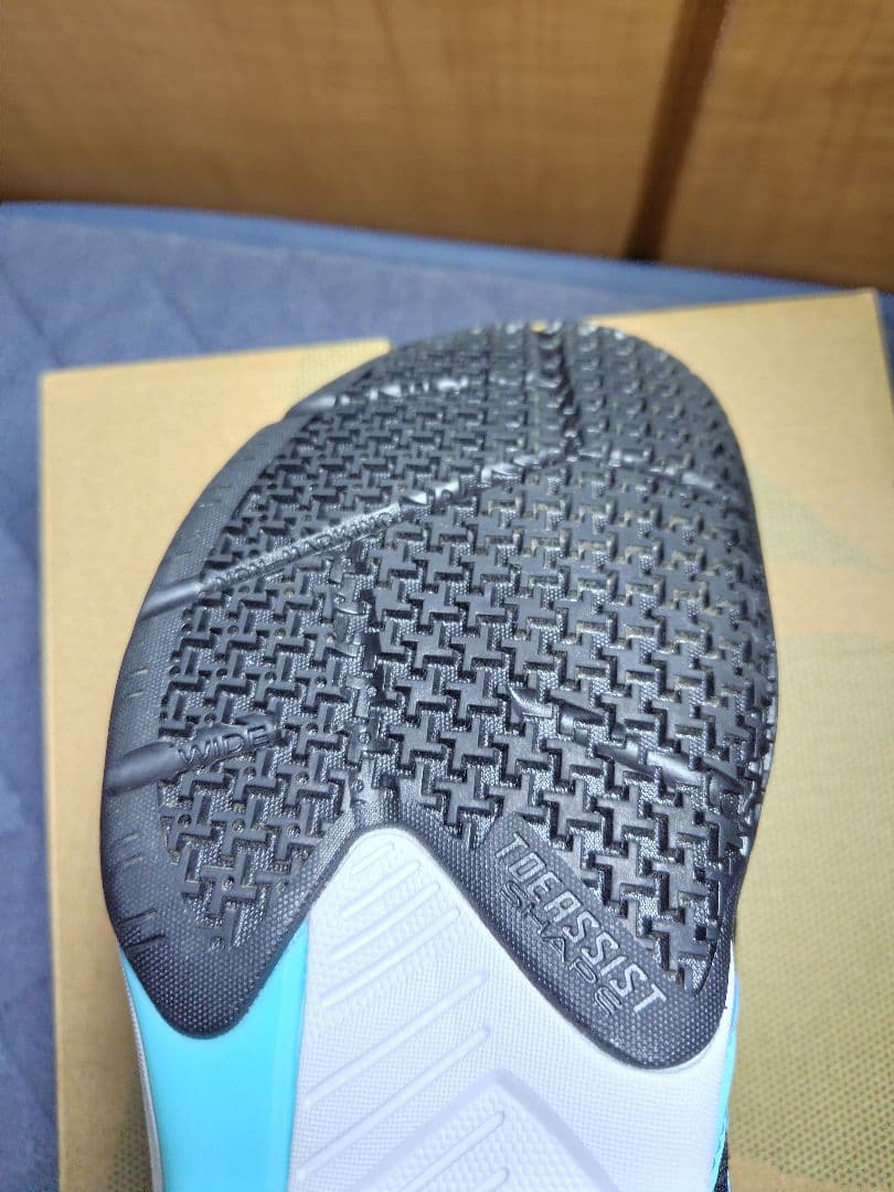 YONEX バドミントンシューズ ブラック/ターコイズ　27cm