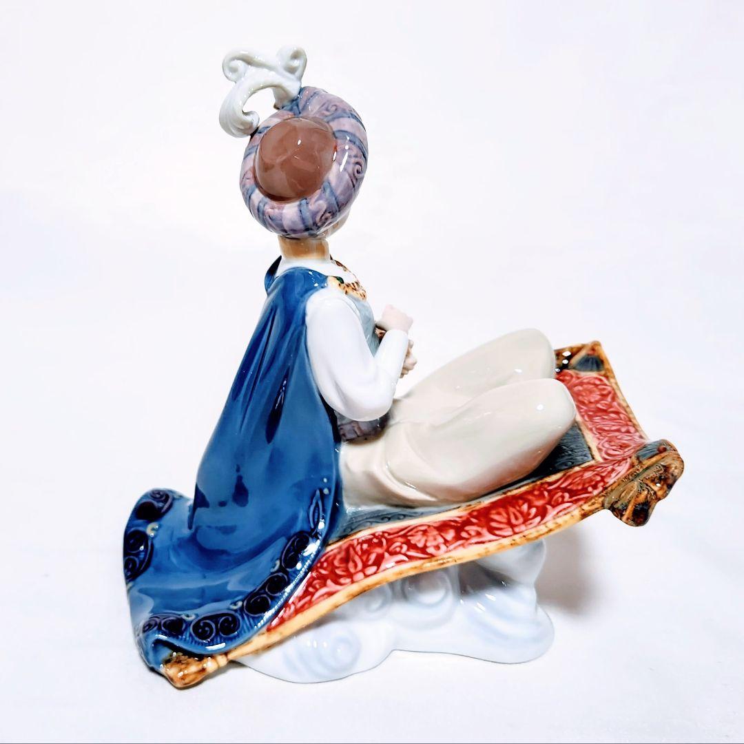 リヤドロ【美品・箱入】フィギュリン〘希少〙《アラジンと魔法のランプ》No8532