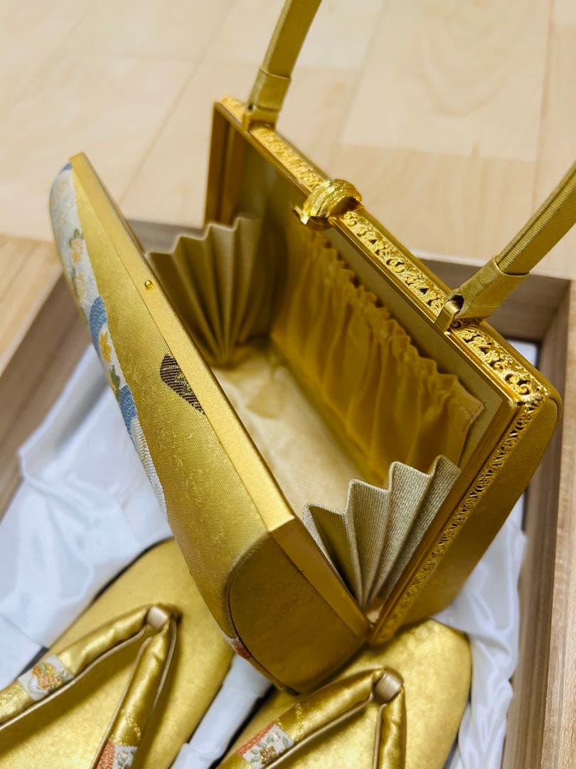 老舗和装 京都『伊と忠 長嶋成織物 瀞金錦 草履 ハンドバッグ』二箱セット 美品