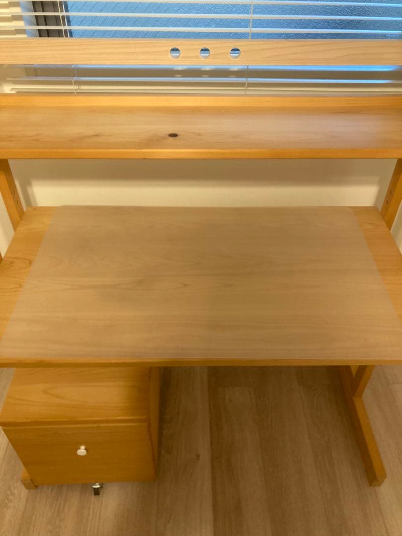 キシル　ノイデスク　机　学習机