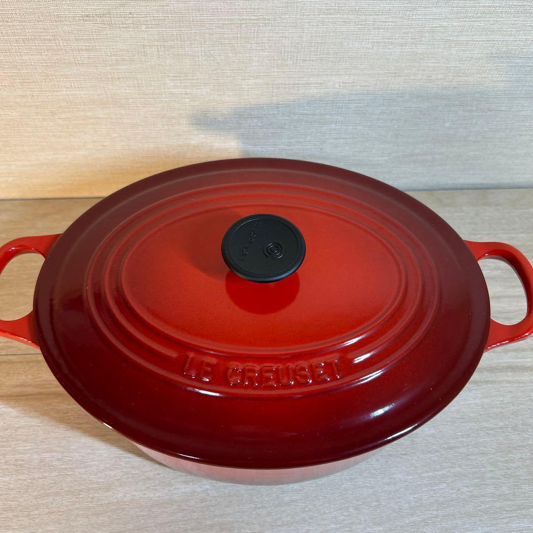ルクルーゼ　ココットオーバル　25cm チェリーレッド　両手鍋　鍋