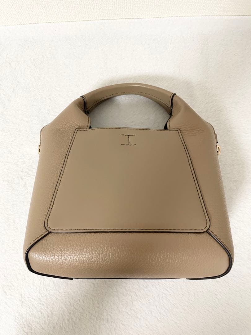 【美品】FURLA miniジルダショルダーバッグ　グレージュ