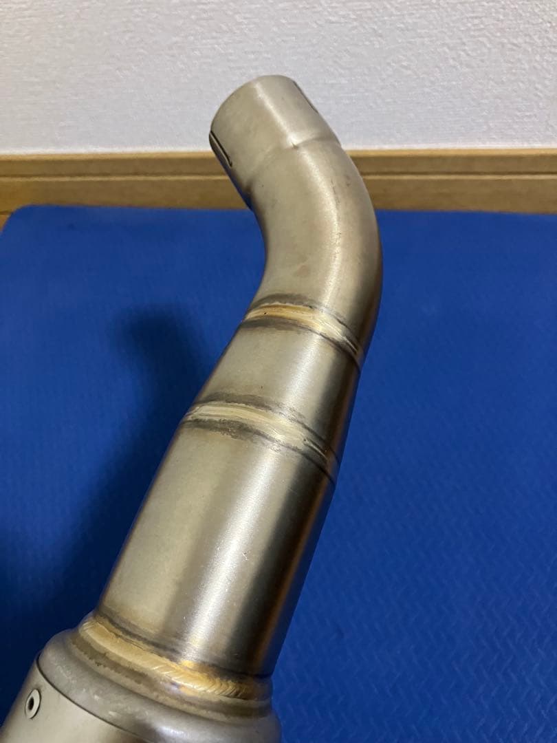 アクラポビッチ　スリップオンマフラー　サイレンサー　YZF-R25 等　汎用性有