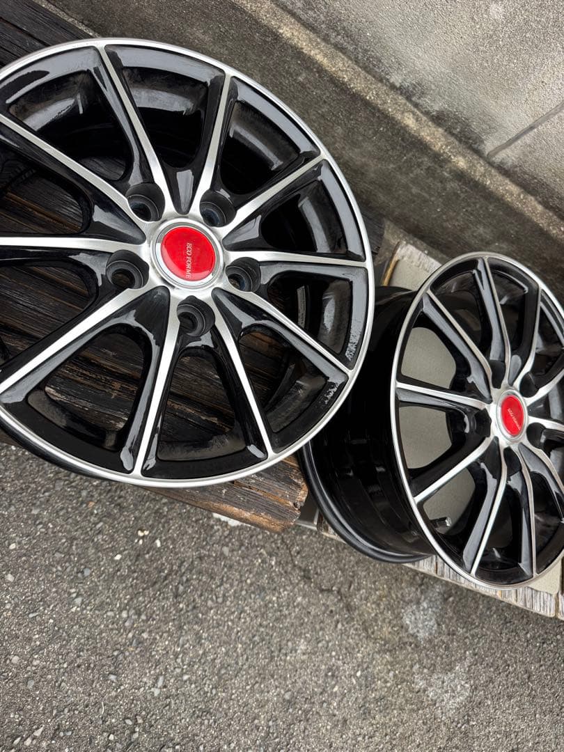 エコフォルム‼️15㌅ヴォクシー‼️ノア‼️美品‼️5穴