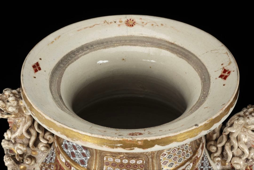 【極上薩摩焼】特大金襴手色絵 獅子　香炉 飾壺 陶器　骨董 古美術　アート　花瓶