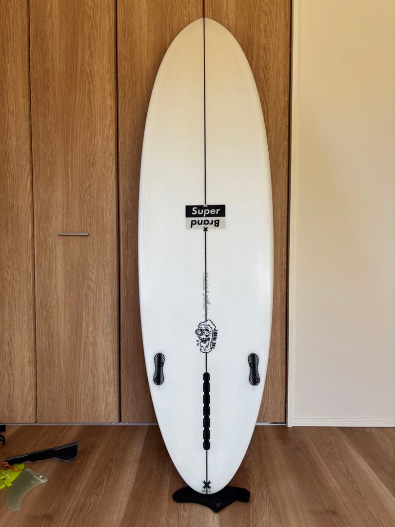 Super Brandサーフボード FCSⅡフィン付き