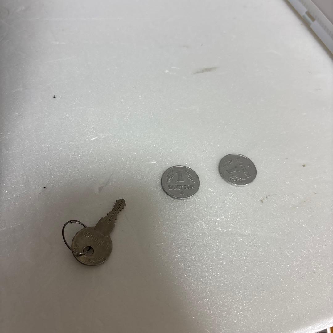 アピックス Apice 自販機型保冷庫　avm-400 ジャンク扱い