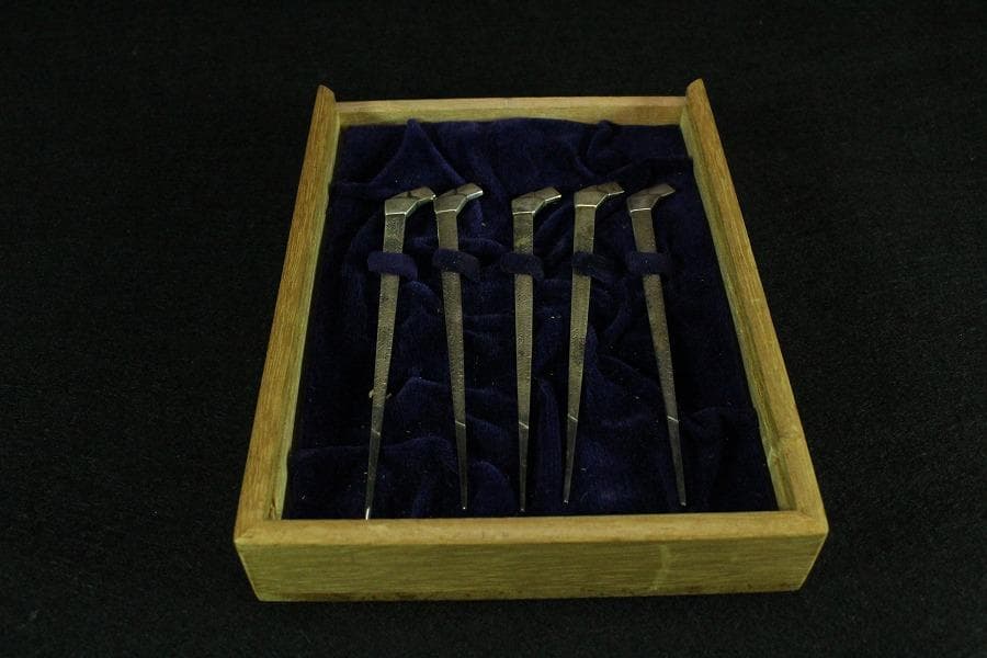 金谷五良三郎 南陵結び黒文字 銀製 スティック 重43g 共箱(K-XA805)