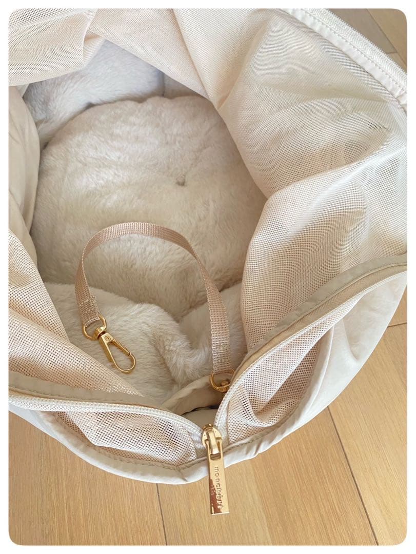 【monchéri】　モンシェリ キャリーバッグ　スリングタイプ　ベージュ