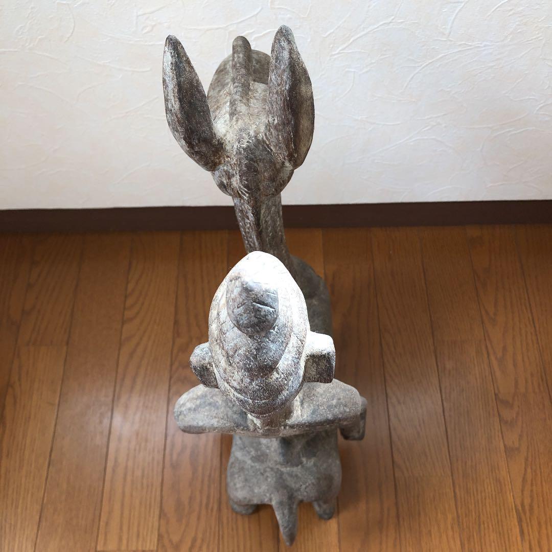 ドゴン族の勇者と馬