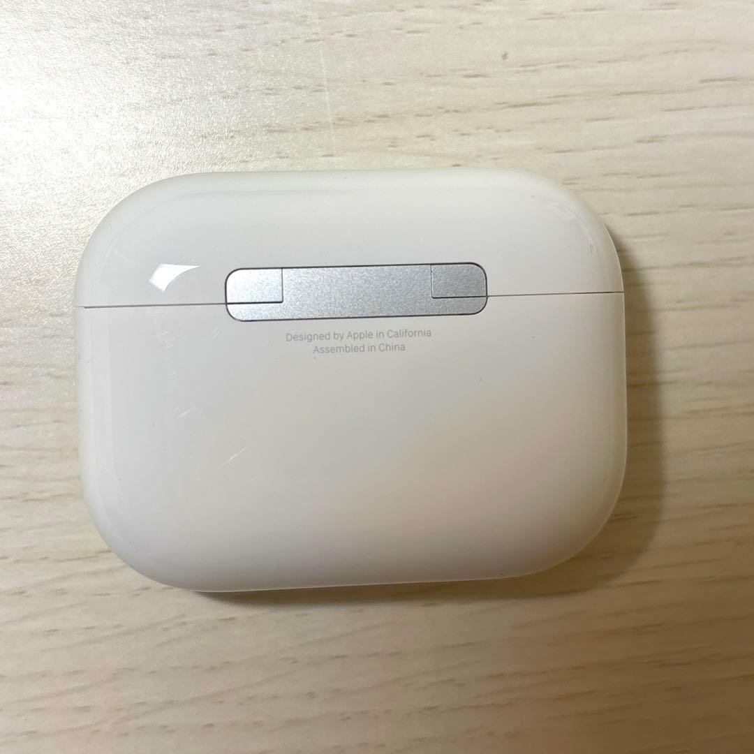Apple AirPods Pro 3 + シリコンケース