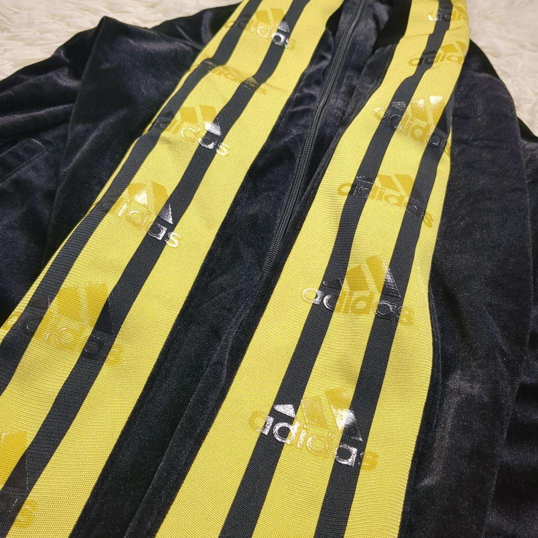 【美品✨adidas✨L】ベロア ジャージ トラックスーツ セットアップ 黒