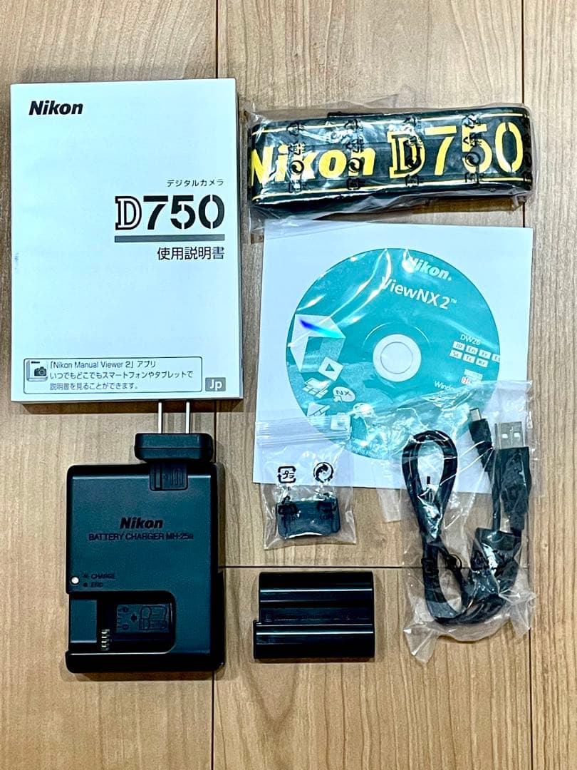 T*様 奇跡のシャッター回数約2300枚 NIKON D750 ボディ フルサイ