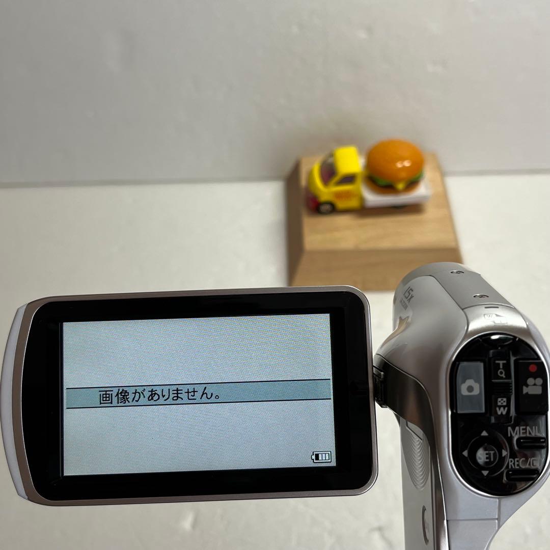 ☆極美品☆PanasonicデジタルムービーカメラHX-DC3(W)