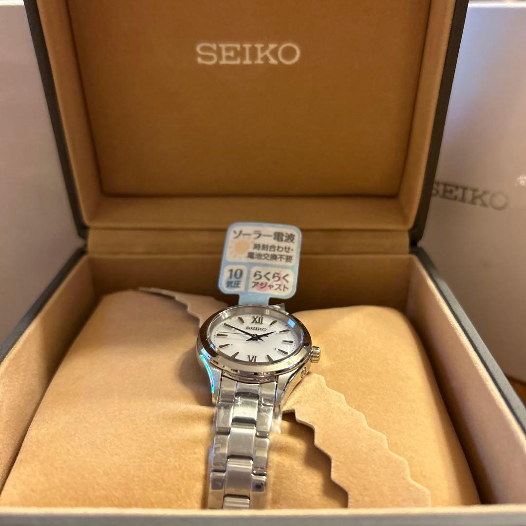 セイコー SWFH109 SEIKO ソーラー電波モデル　レディース
