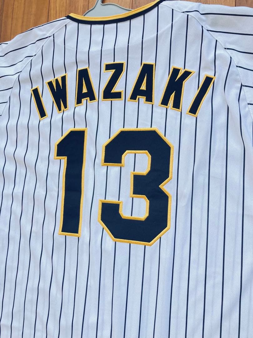 ミズノ 阪神タイガース ユニフォーム　岩崎優　ホーム　XOサイズ　刺繍