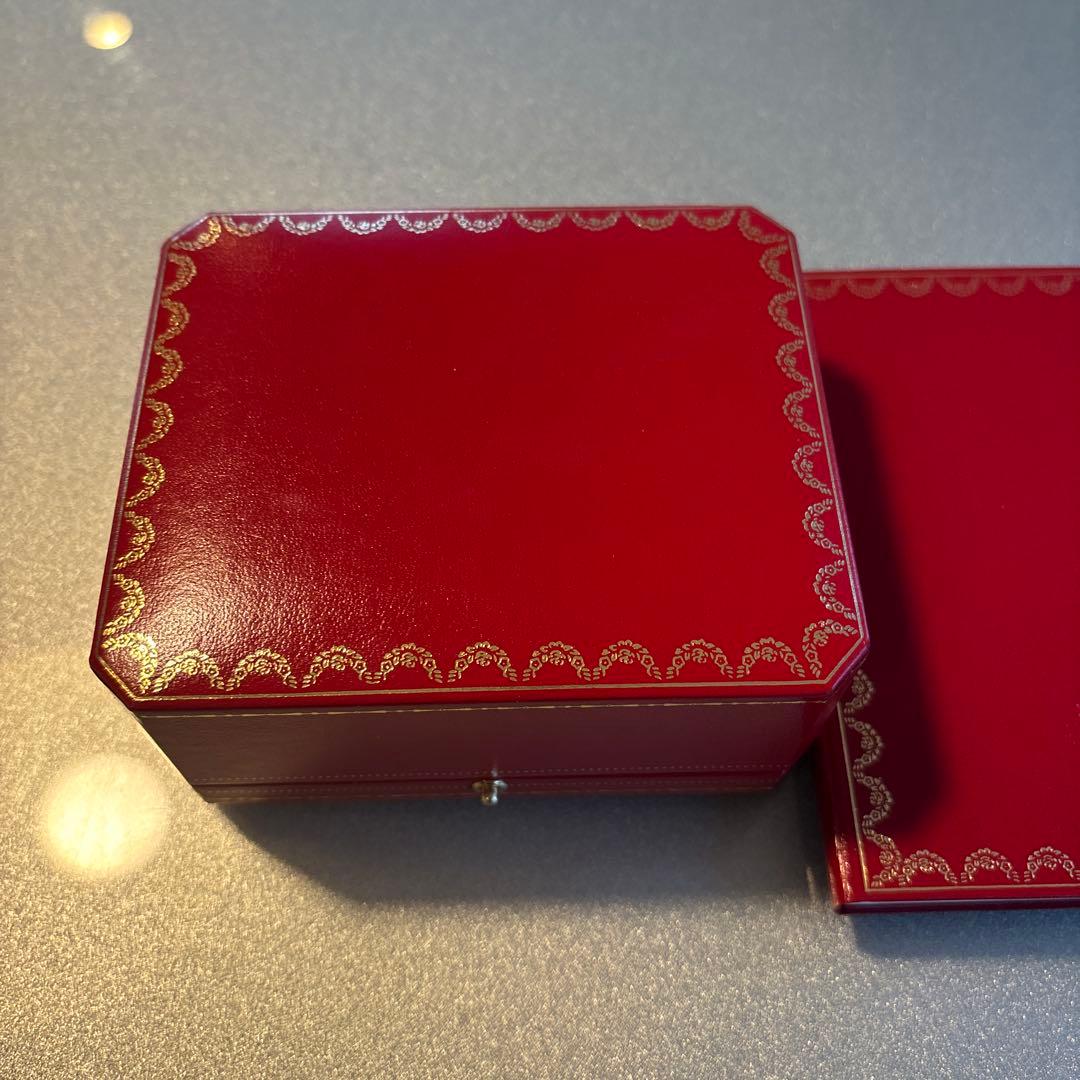 カルティエ　時計　ケース