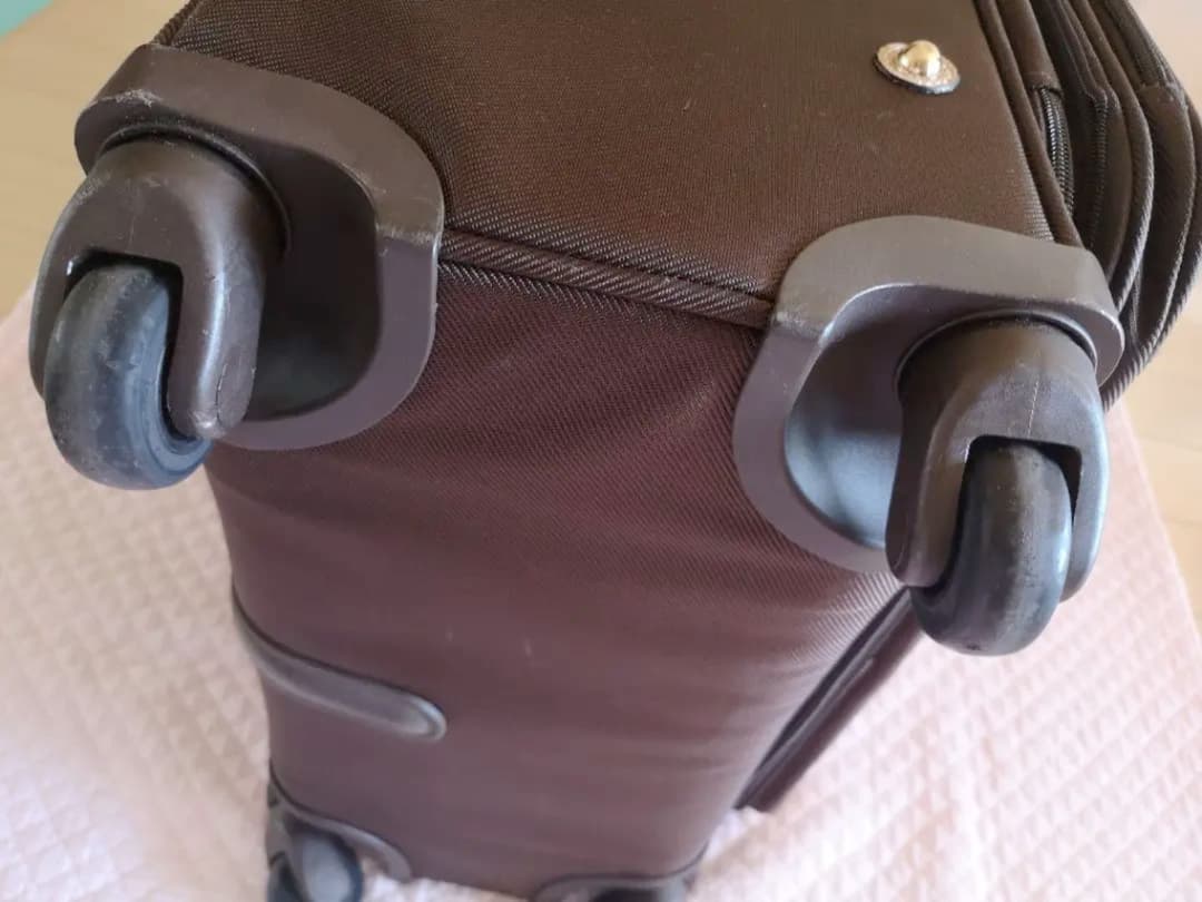 39 サムソナイト　スーツケース