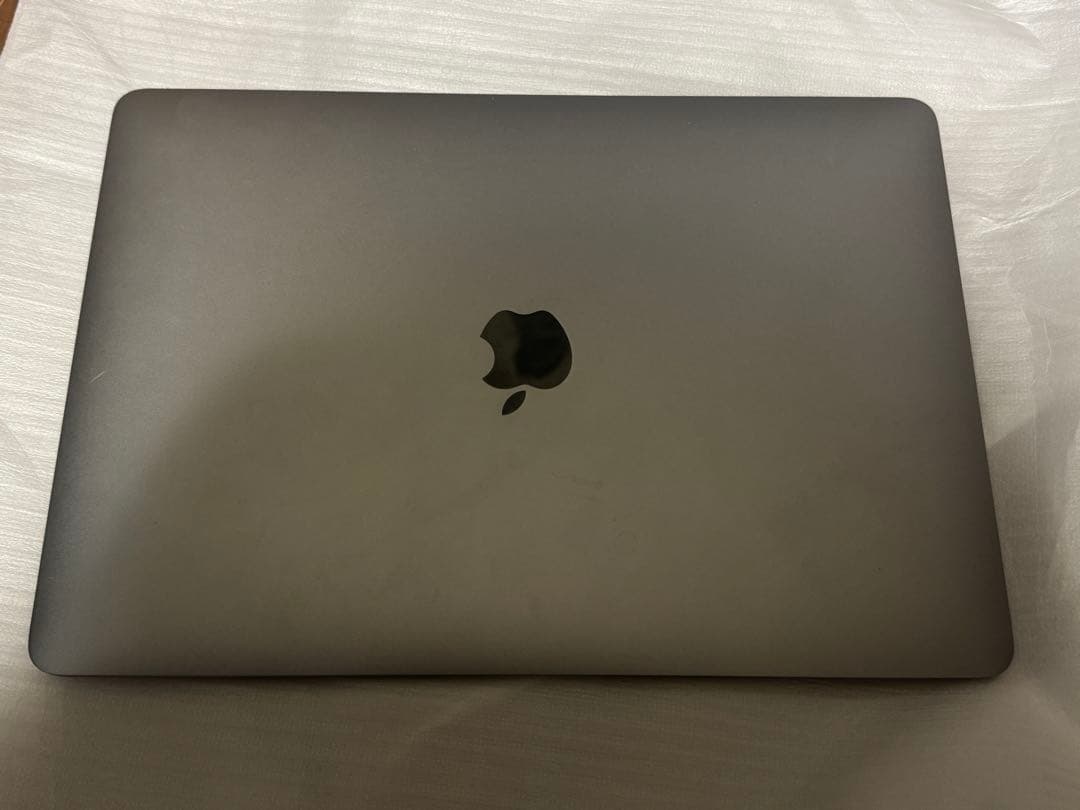 MacBook Air M1 16GB 512GB バッテリ97% 充放電35回