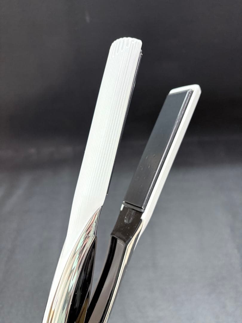 【あーち】ReFa ストレートヘアアイロン ホワイト/シルバー