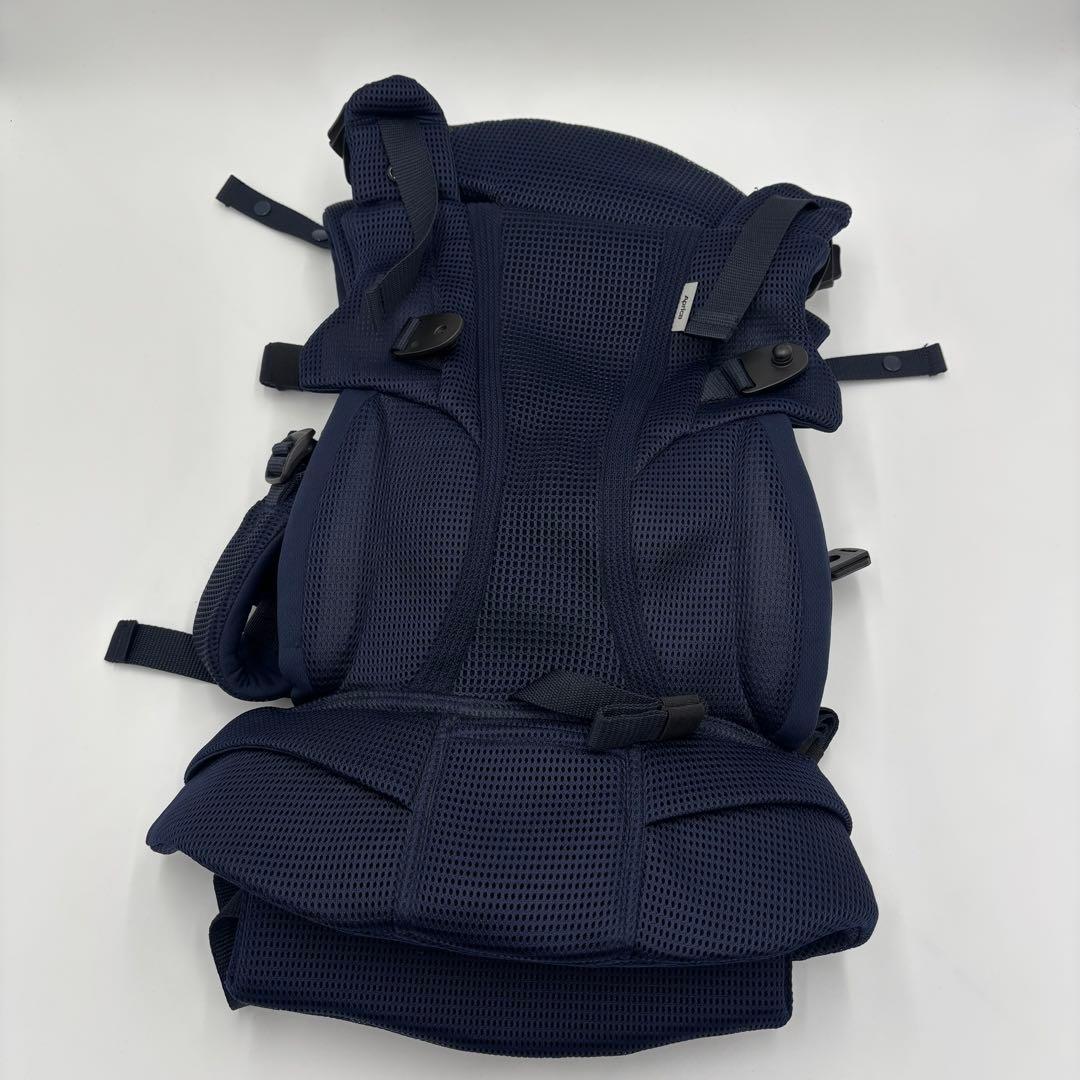 【値下げ】完品 アップリカ ラクリス ネイビー抱っこ紐 メッシュ