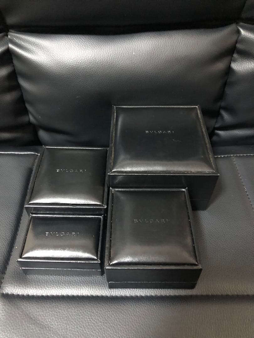 ブルガリ　ブレスレットケース　バングルケース