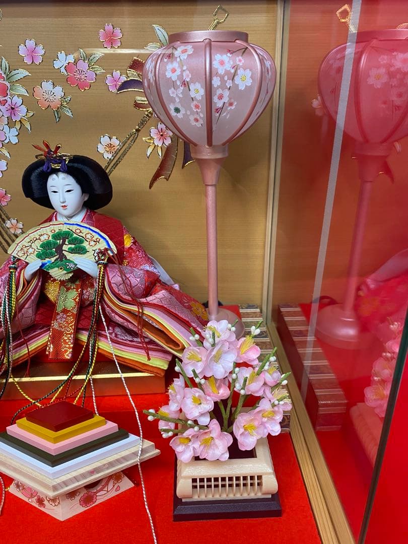 翔玉監修　雛人形親王飾りガラスケース入り・間口約５５×奥行約２８×高さ約４１㎝