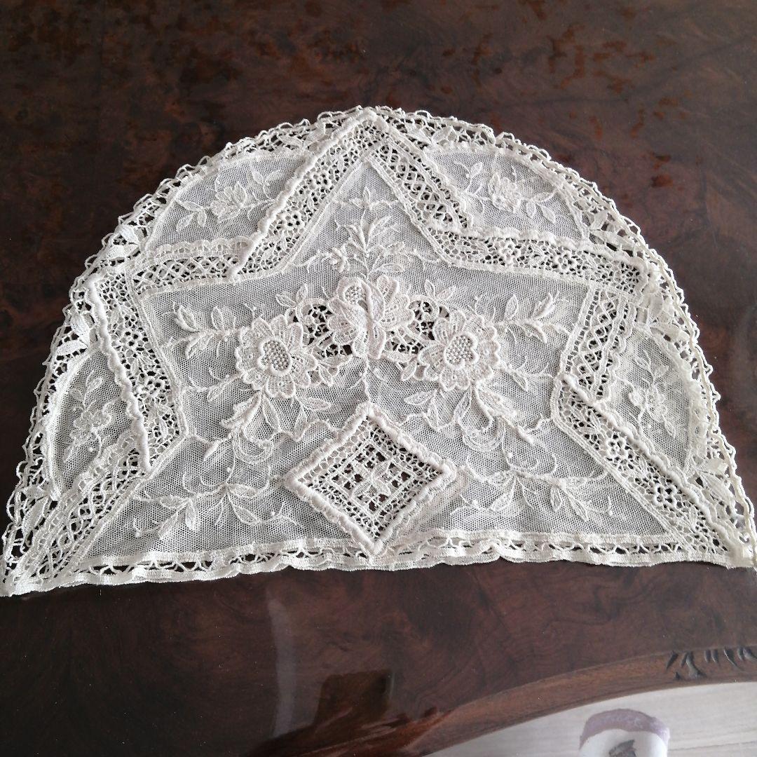 英国　アンティーク　レースのティーコジー