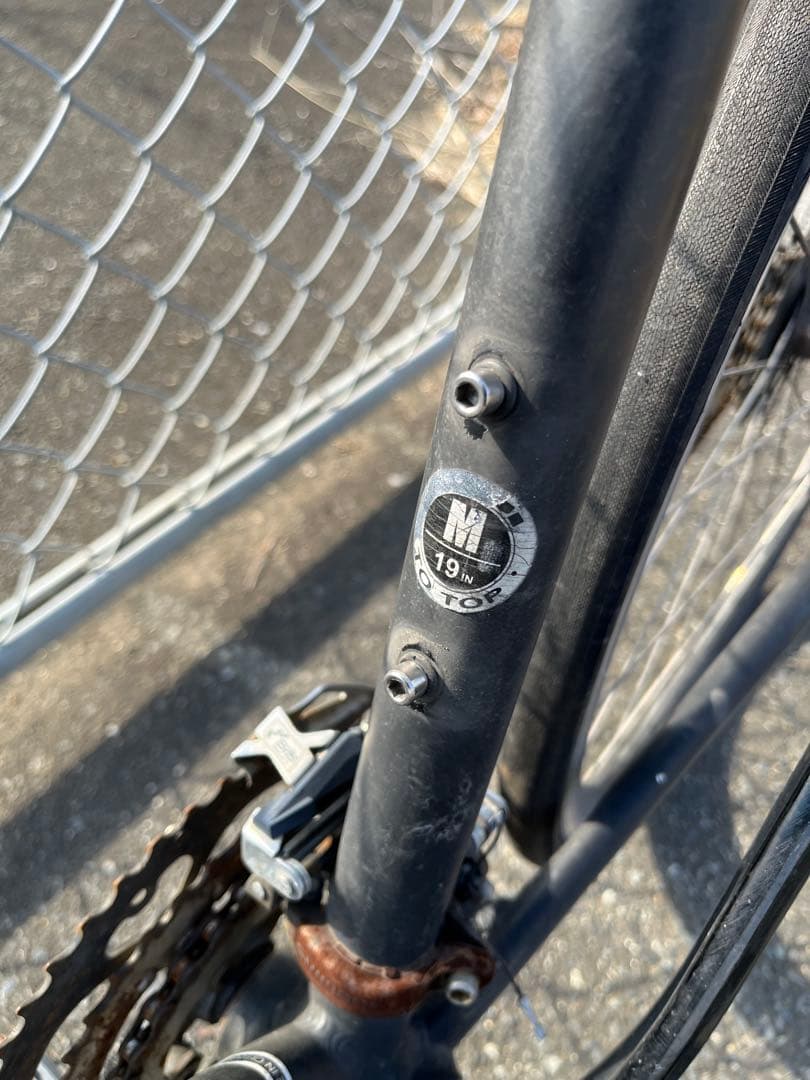 未整備　FUJI Absolute S サイズM クロスバイク