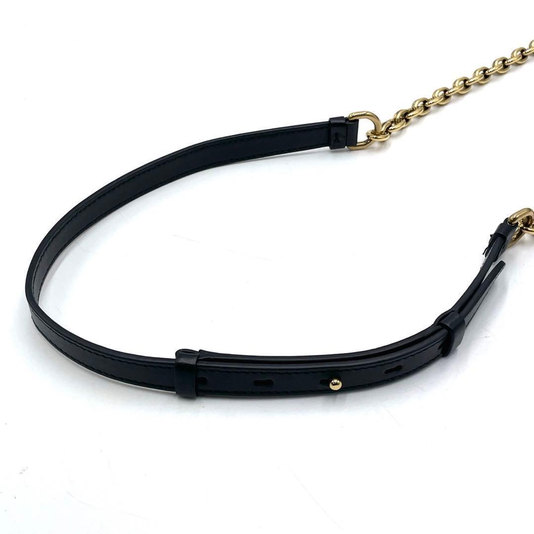 未使用級● フェラガモ ショルダーバッグ ガンチーニ 金具 モノグラム レザー