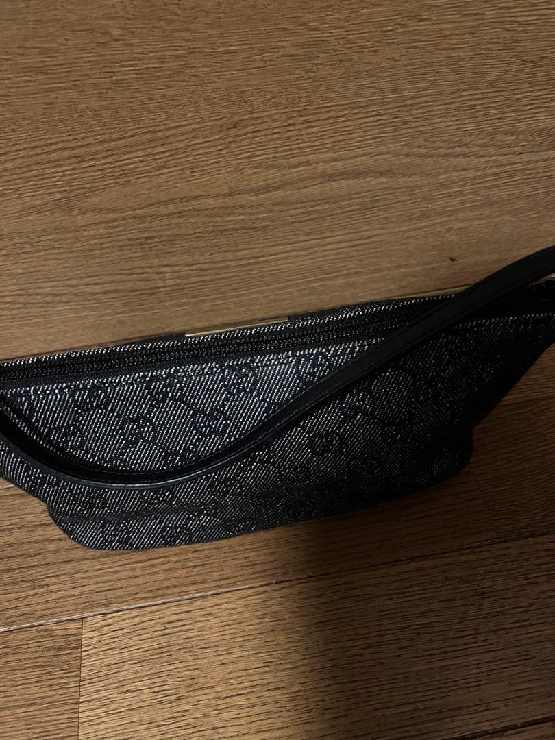 【美品】GUCCI ミニハンドバッグ ブラック