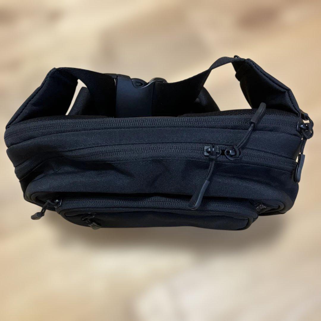 ⭐︎佐々木さま専用⭐︎POMULU ブラックショルダーバッグ