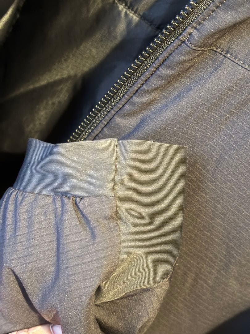 ジャケット・アウター ARC'TERYX ATOM AR hoody