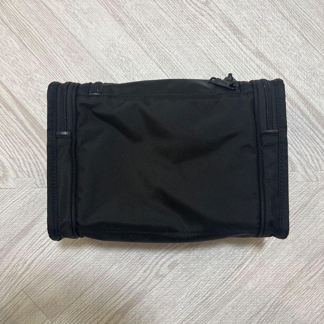 TUMI トラベルポーチ