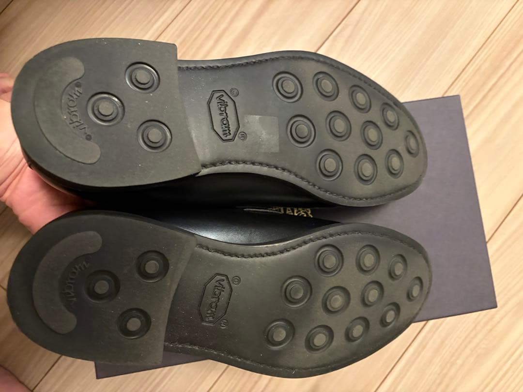 BERWICK タッセルローファー　ブラック