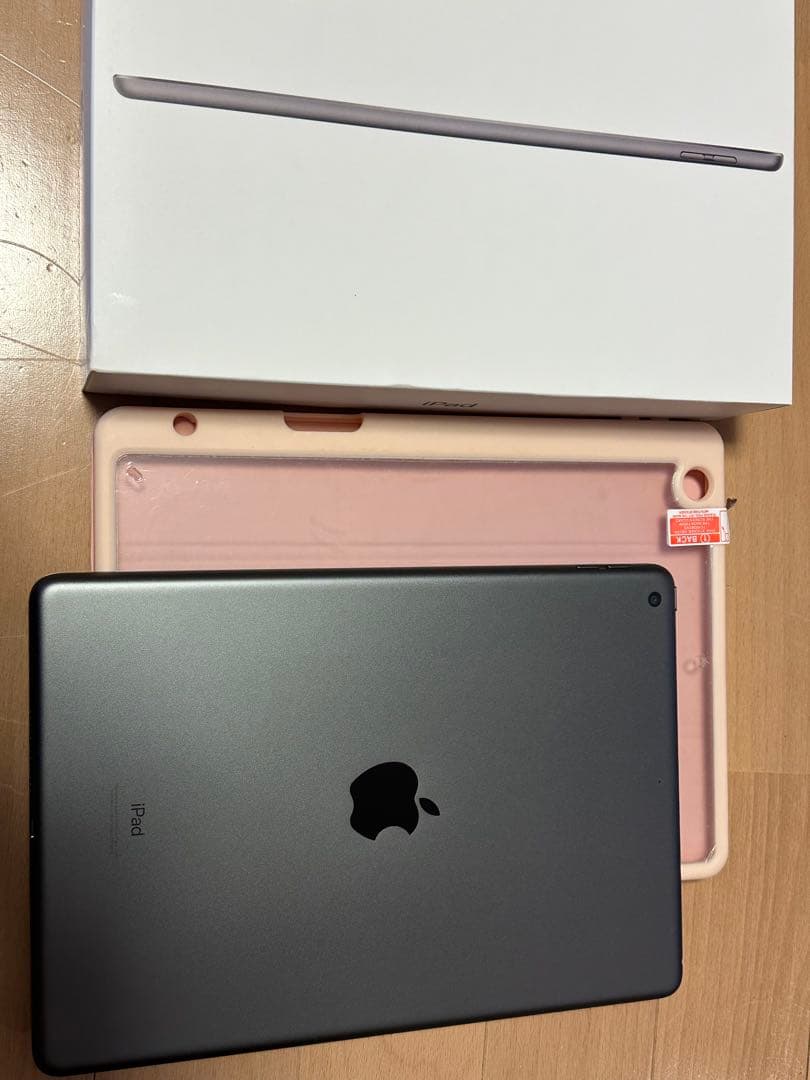 Apple iPad 9th Gen 64GB Wi-Fi スペースグレー