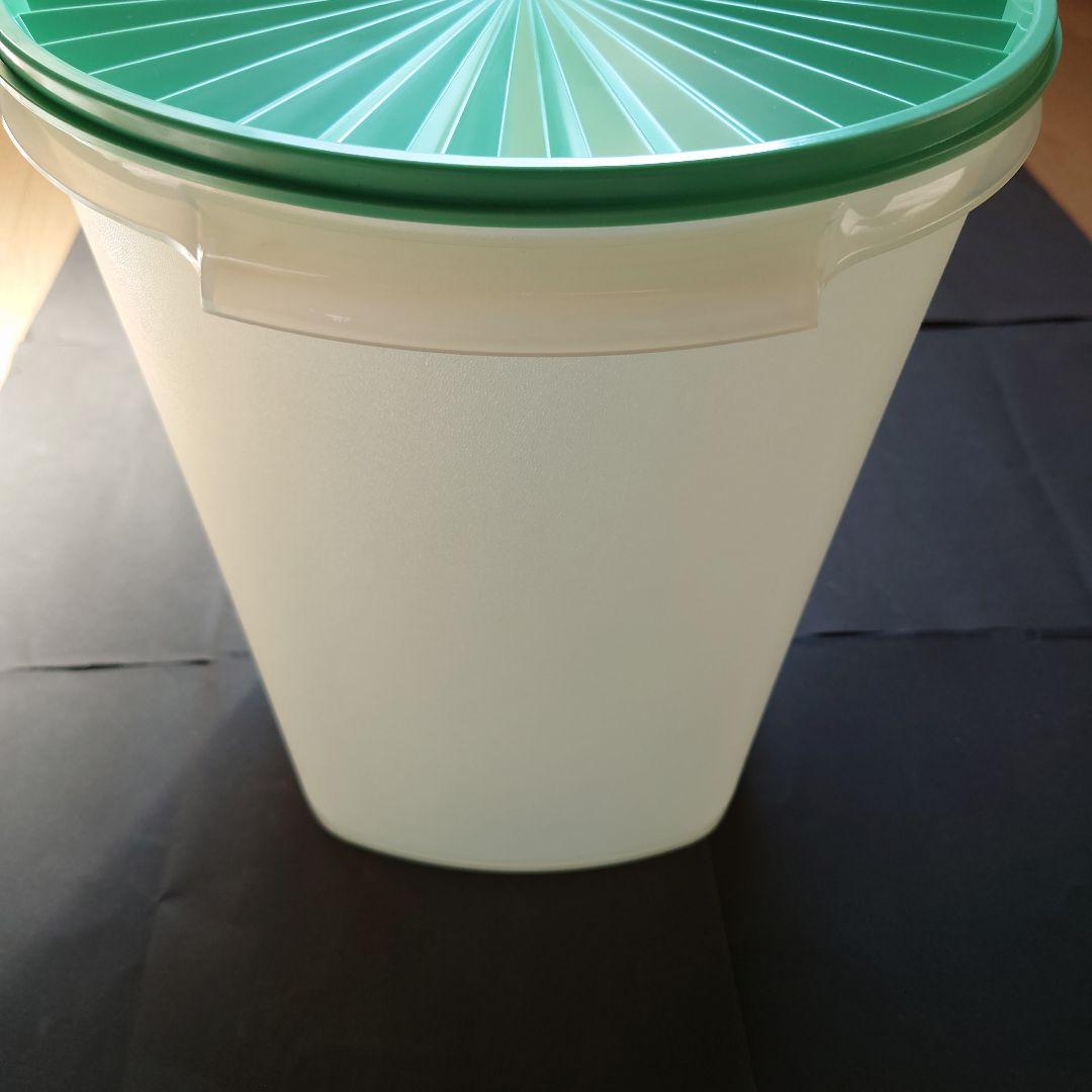 Tupperware　食品保存容器セット　タッパーウェア