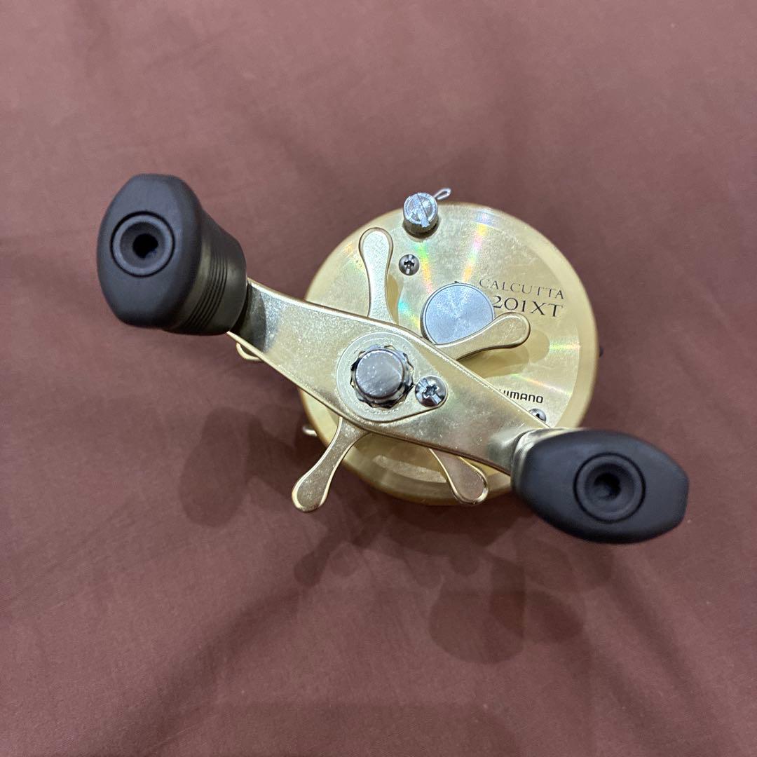 シマノ　カルカッタ201xt 左ハンドル