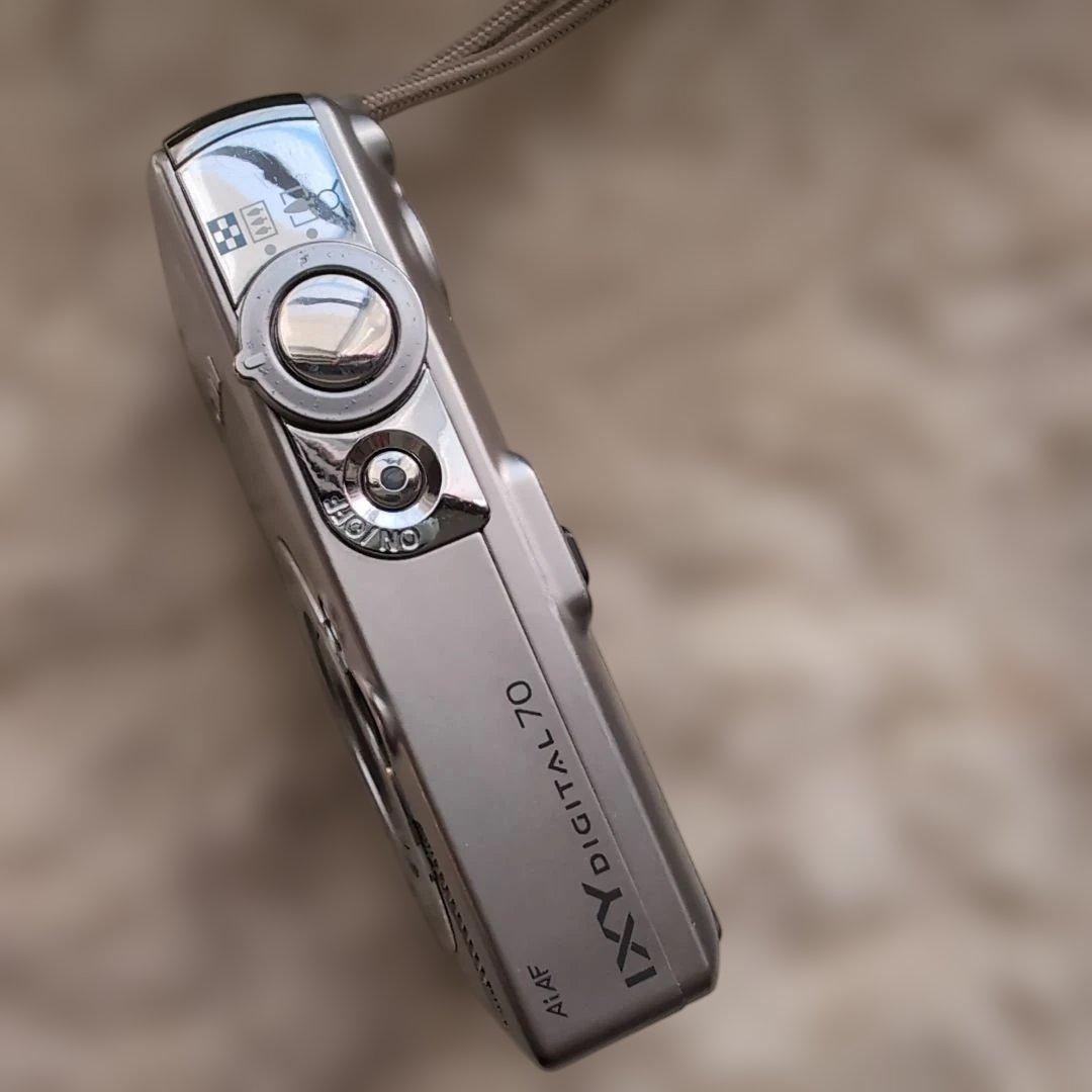 デジカメ　CANON IXY70 バッテリー、取説、充電器、SDカード