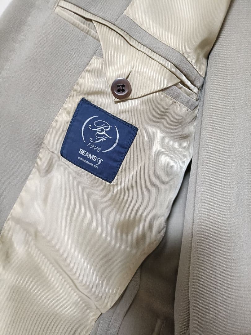 BEAMS F ロロ・ピアーナ　ベージュスーツ