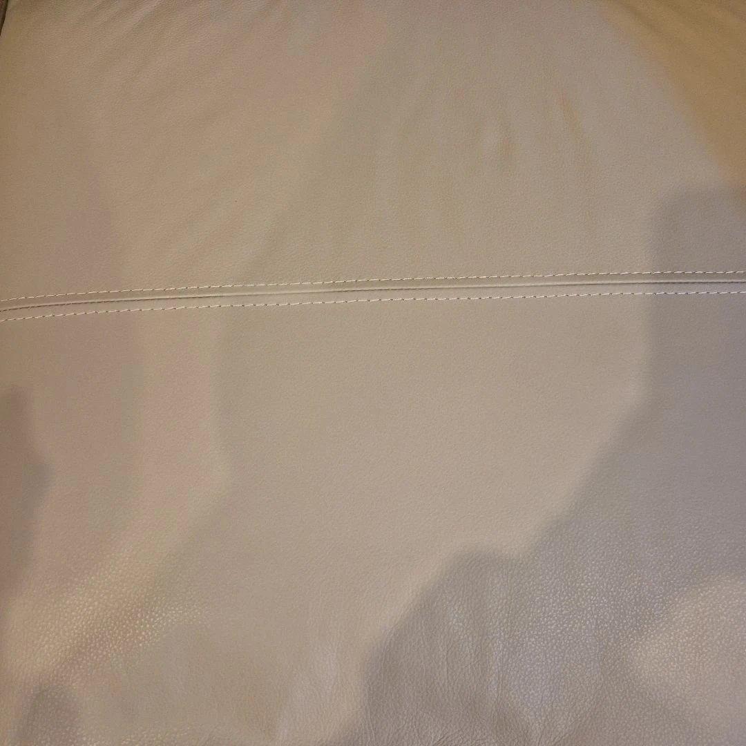 お値下げ　レザーソファー電動リクライニング　2024年購入　2/6まで