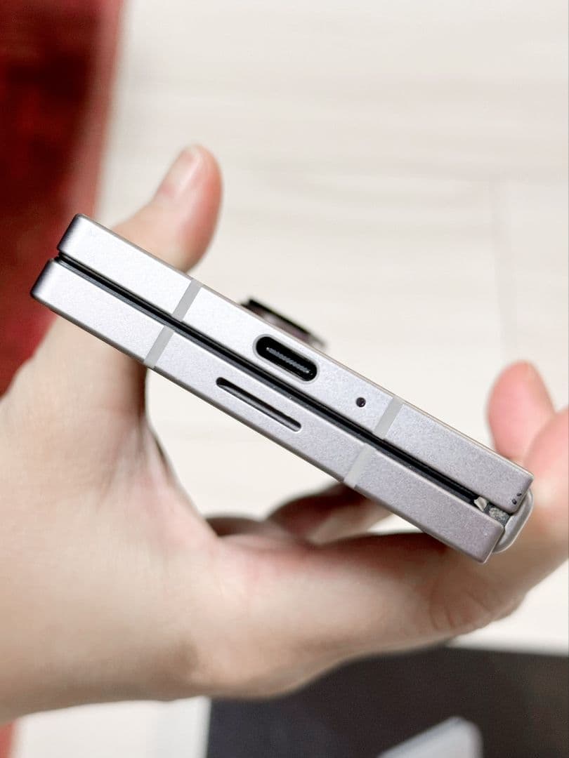 Galaxy Z Fold 6 512GB (シルバーシャドウ)