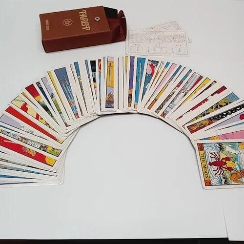 タロットカードと本 初版 アレクサンドリア・木星王 大陸書房