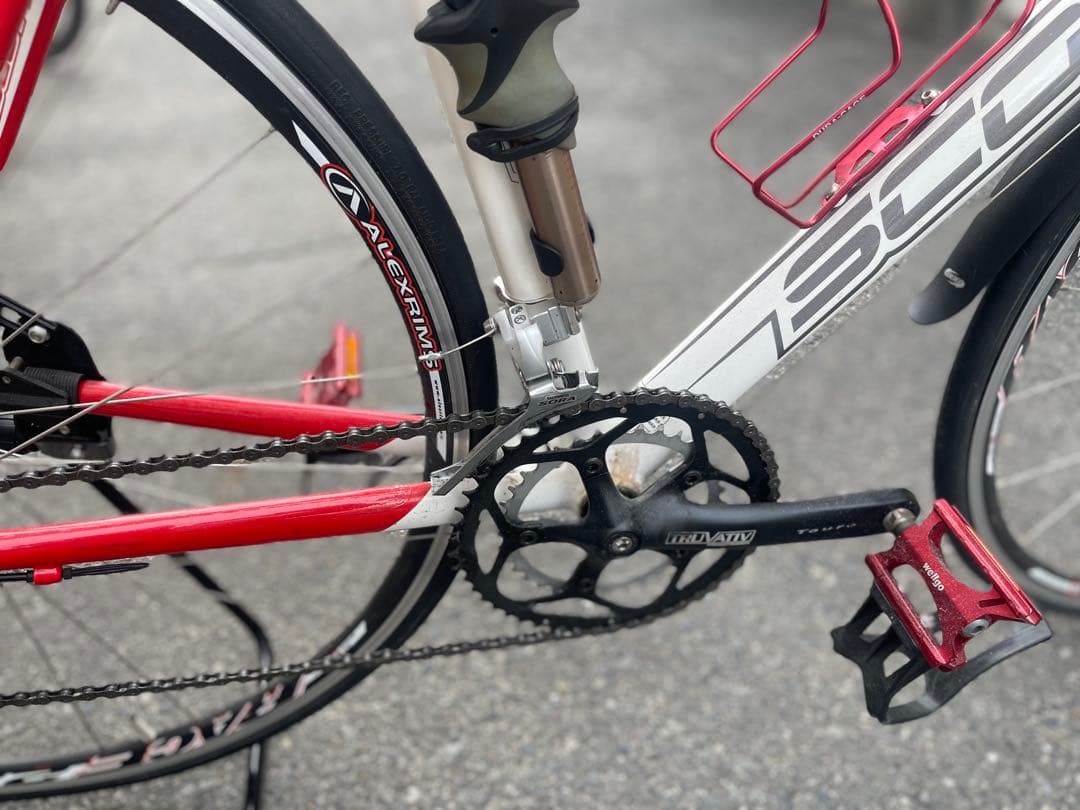 極美品　SCOTT 赤白700Cロードバイク