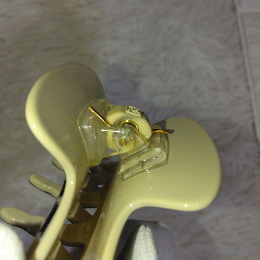 アレクサンドル ドゥ パリ リズレ エル ヘアクリップ