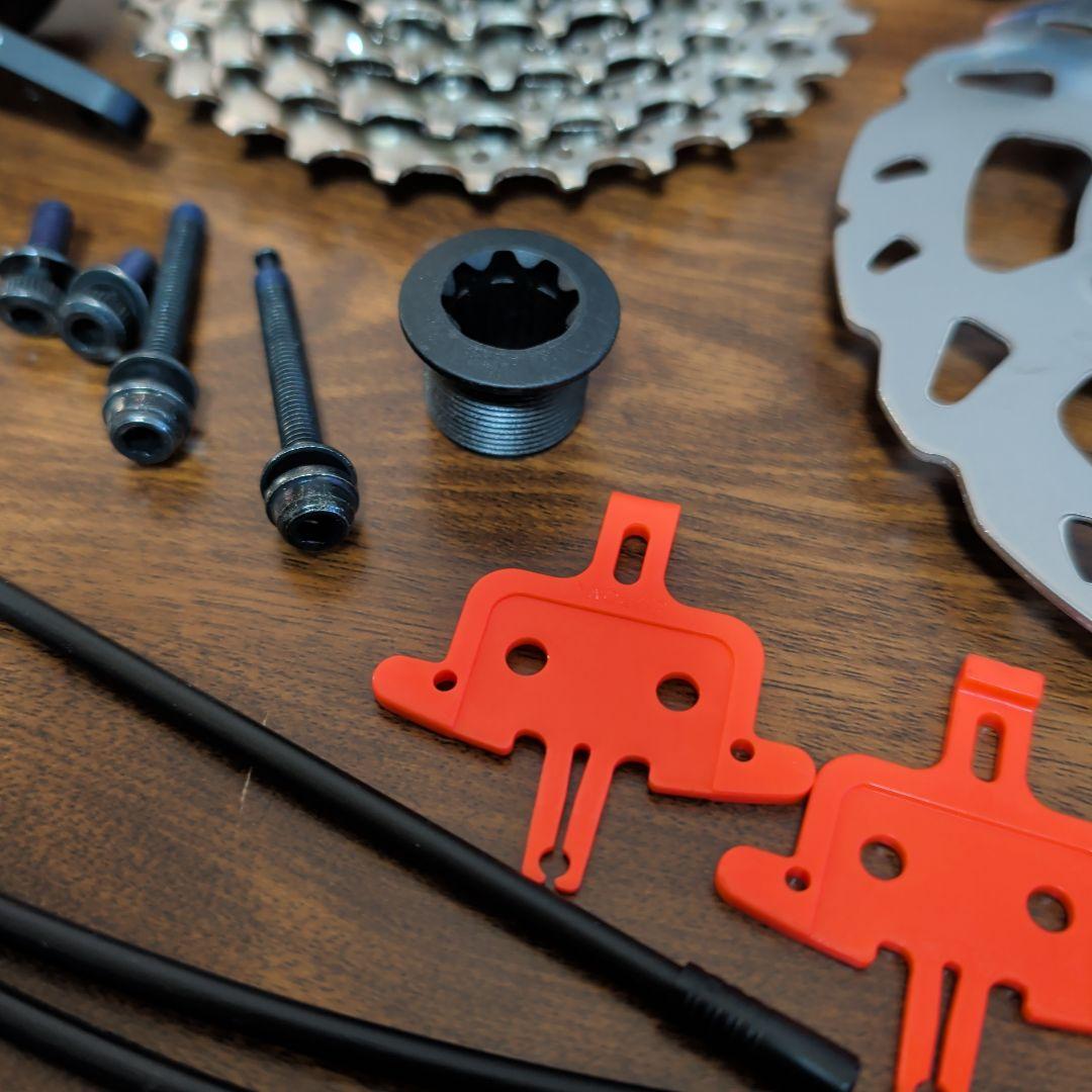 【新品】SHIMANO シマノ 105 R7020 油圧ディスク コンポセット