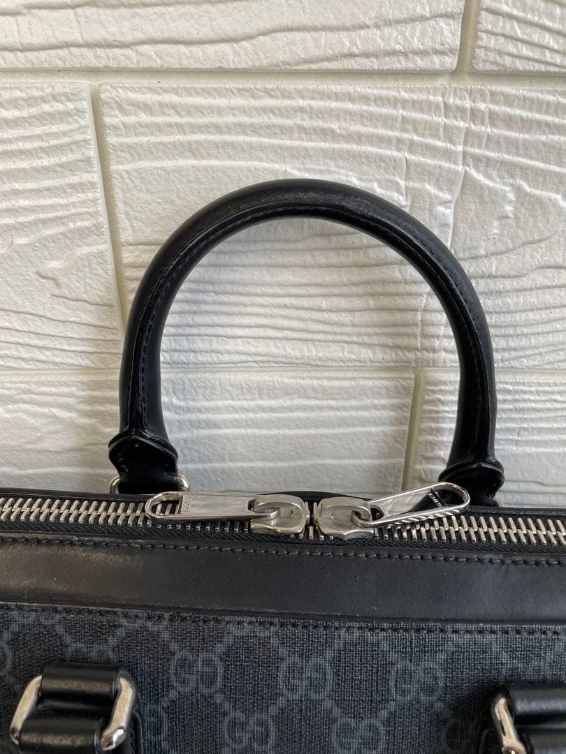 Gucci GGスプリームキャンバス　ビジネスバッグ　ブリーフケース　グッチ