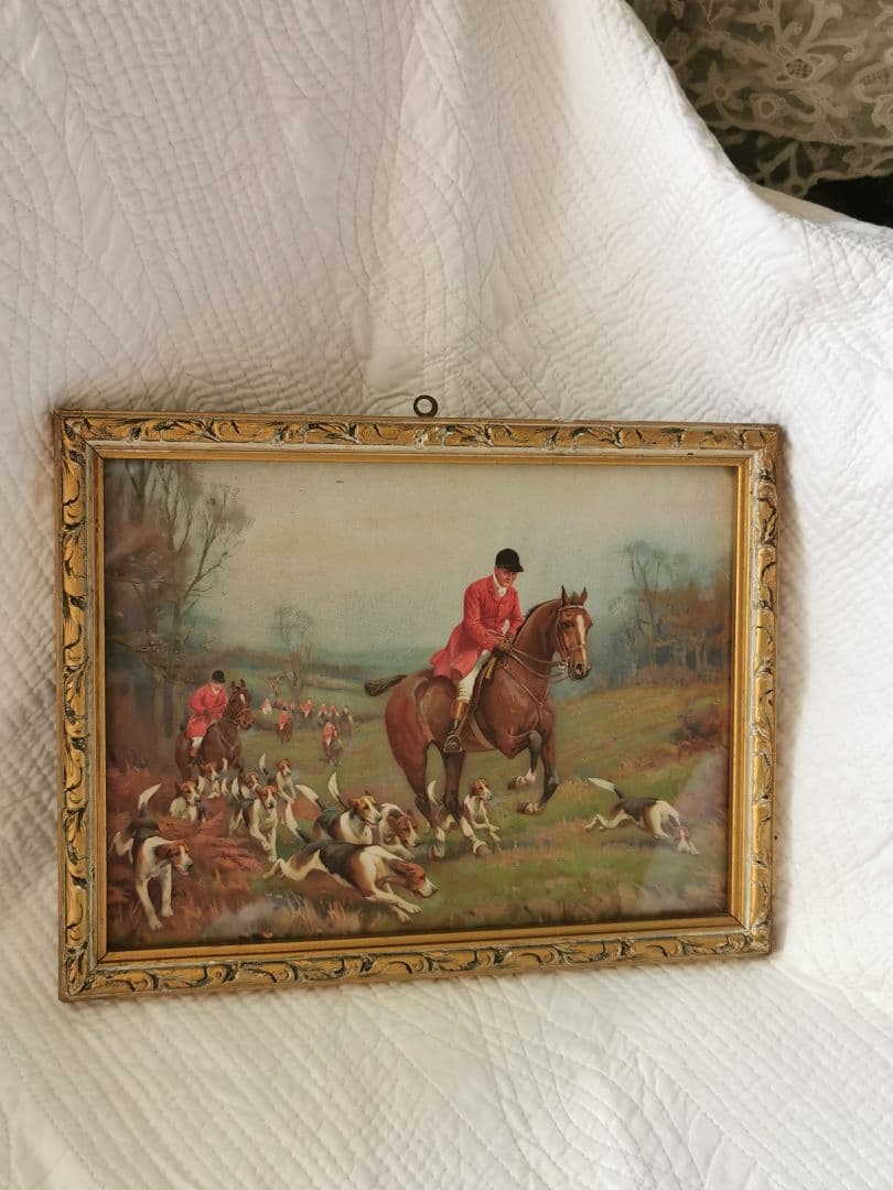 ベルギー アンティーク 狩猟シーンの印刷紙 馬と犬 額装 金彩彫ガラスフレーム