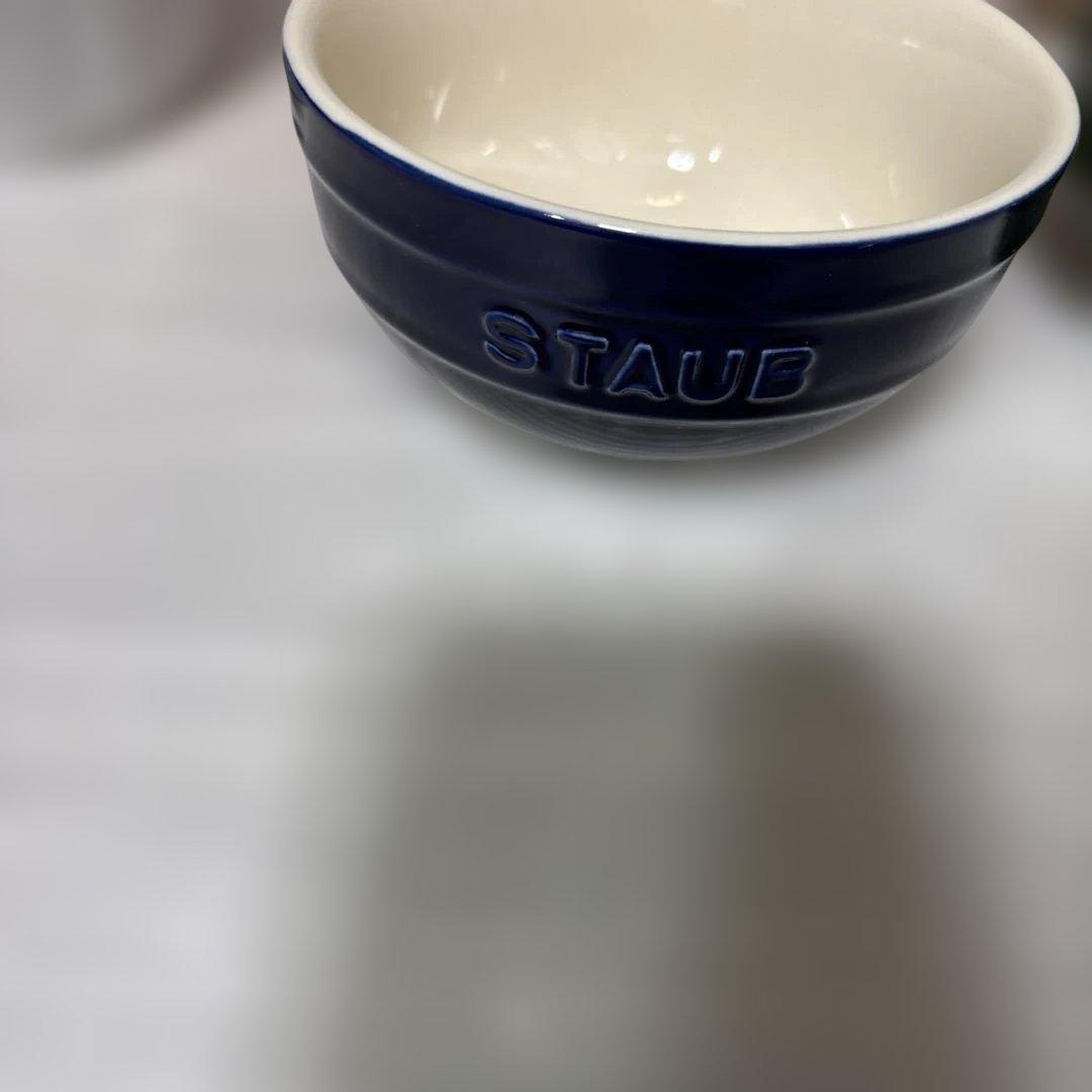 STAUB カラフルボウル 4個セット　　ミニオーバルココット1個